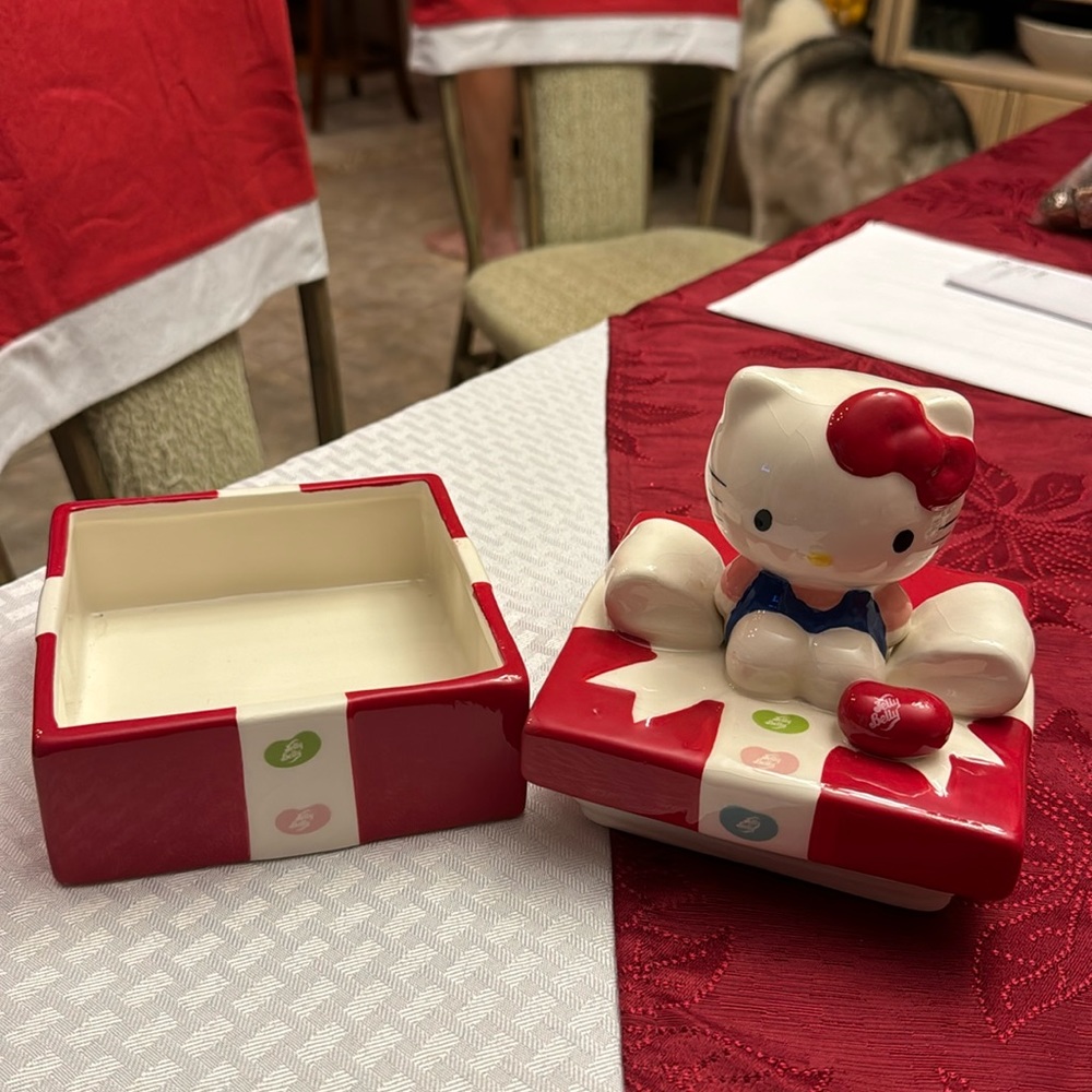 Hello Kitty ceramic box - Picture 2 of 7